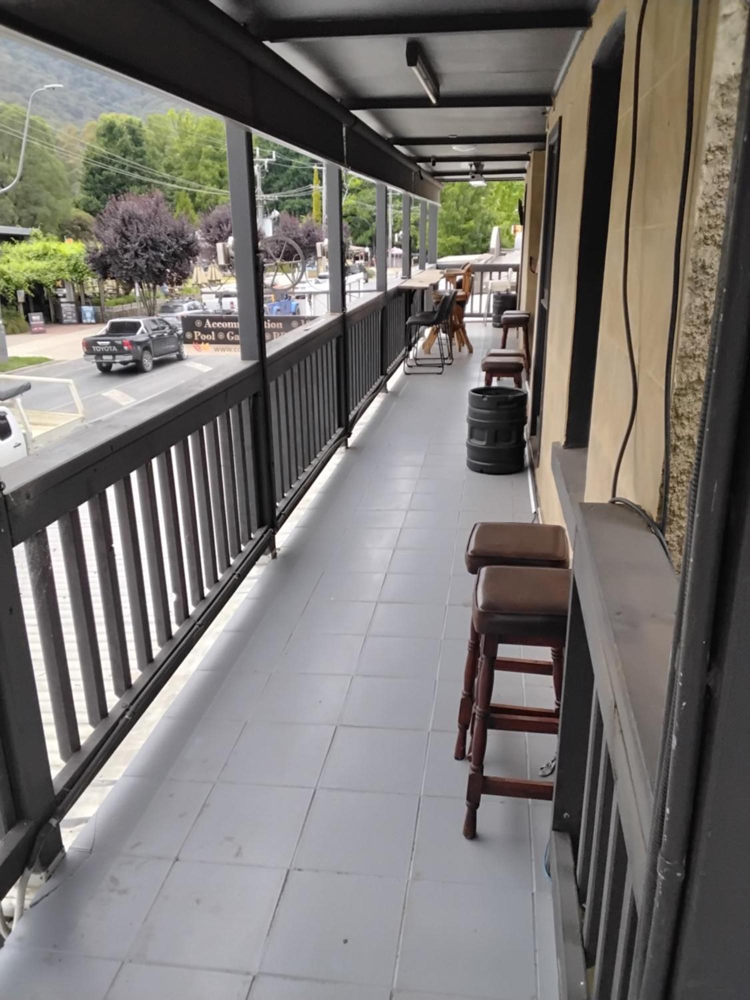Coach House Inn Брайт Номер фото